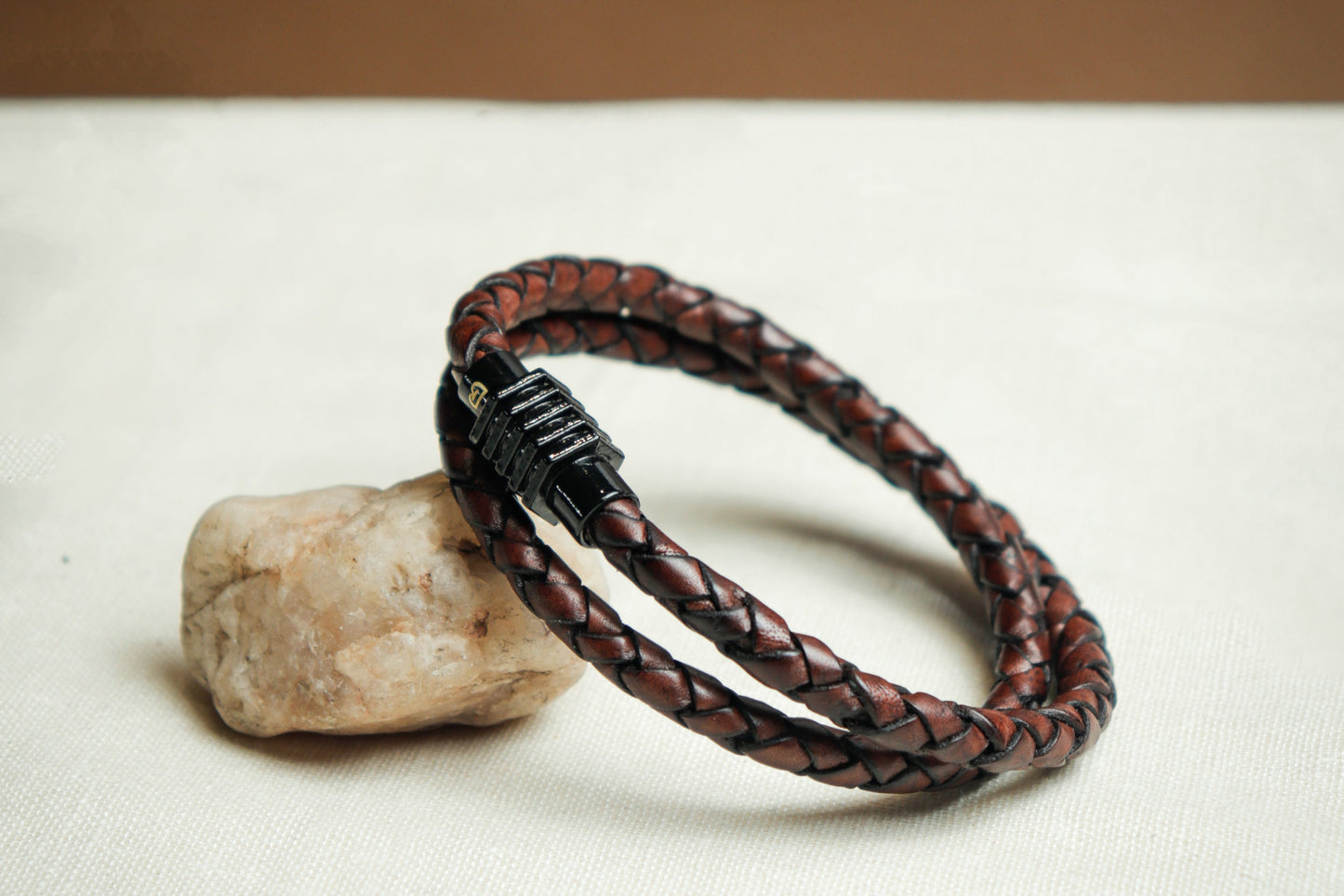 Eternity Looped Brown Leather Bracelet with Magsnap
