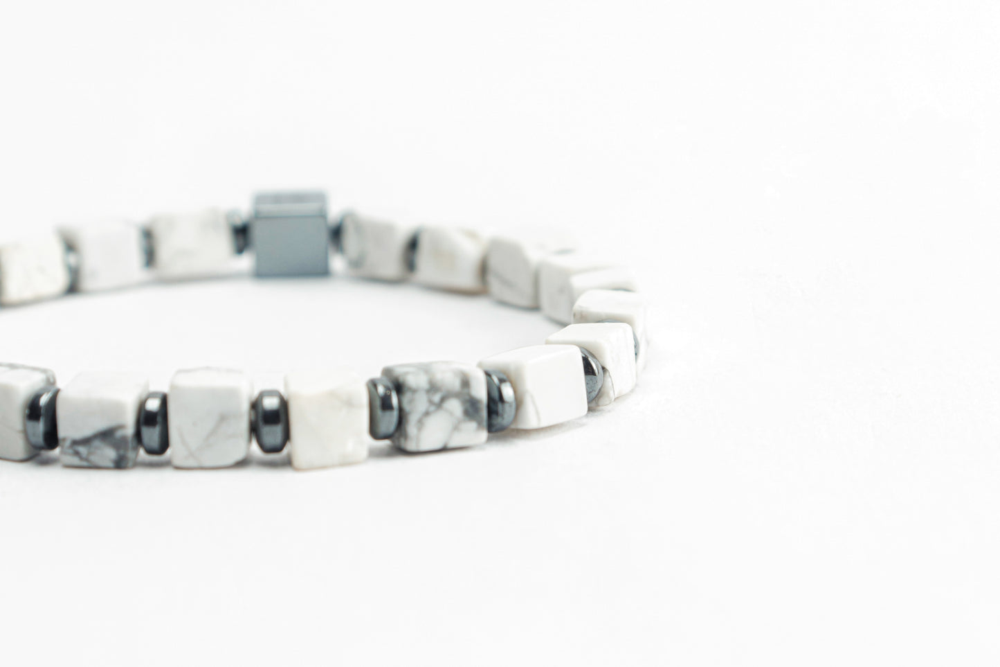 White Howlite Natural Stone Bracelet