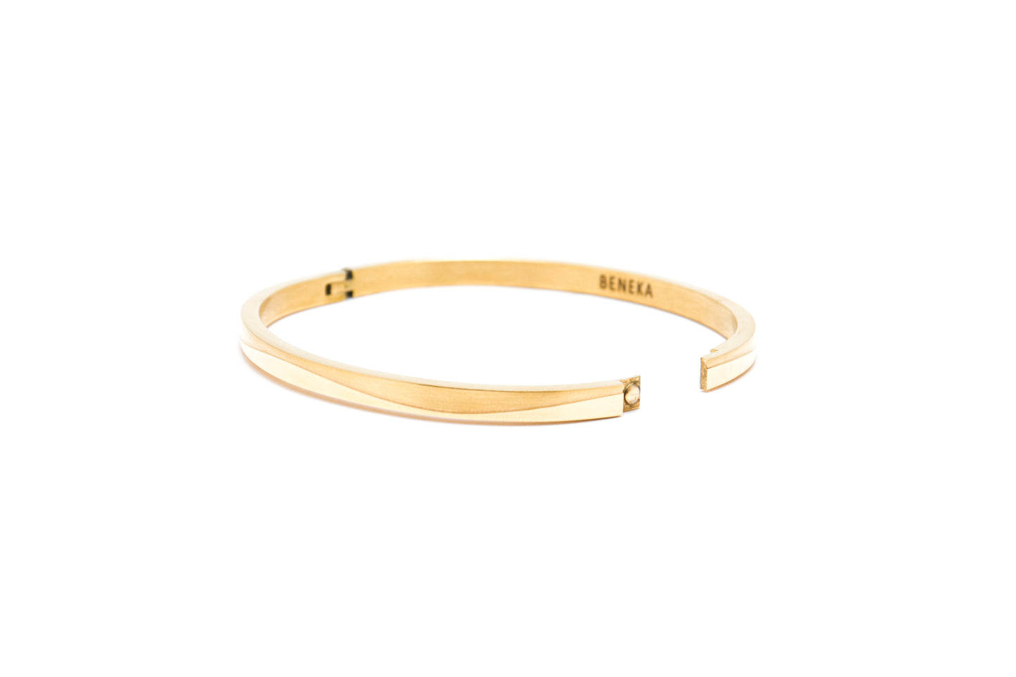 Obsidian Curve (Golden Toned) Metal Bracelet