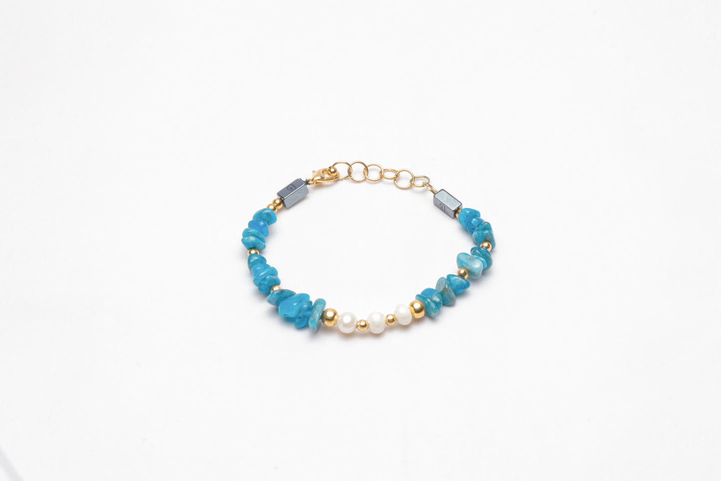 Natural Apatite and Pearls Bracelet